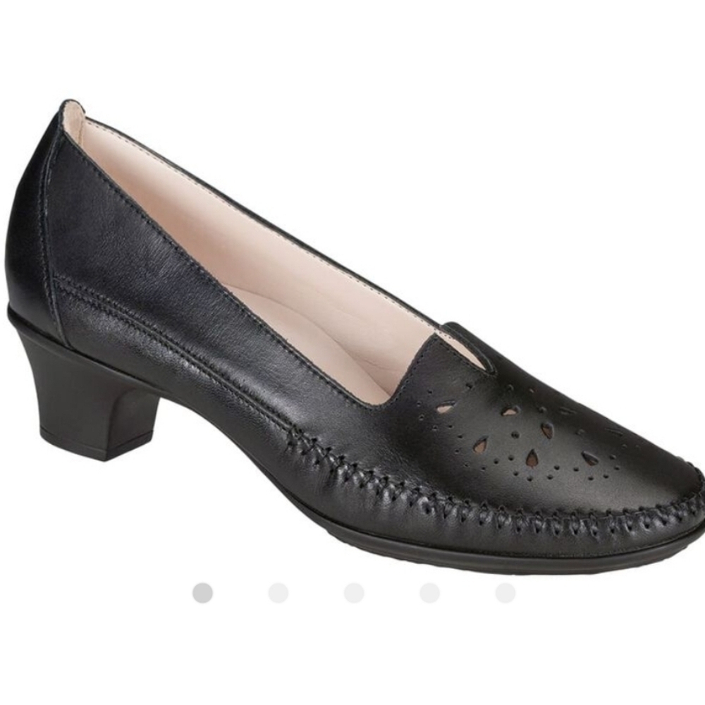 New In Box SAS SONYO ALFA Black Slip On Heel Size 9 N​​​​